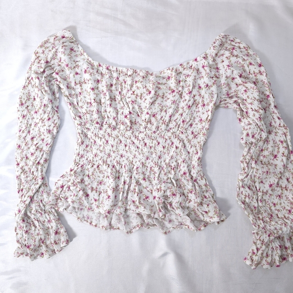 Rose And Grey Floral Smocked Off-Shoulder Top L - Picture 2 of 8